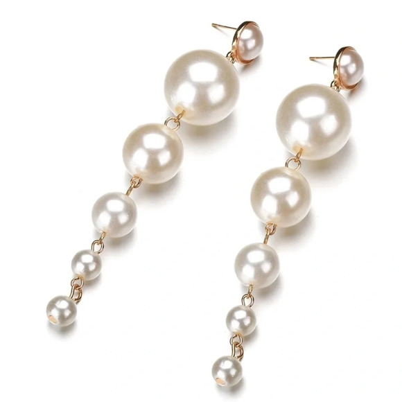 Luna Large Pearl Drop Earrings NWT - Picture 3 of 3